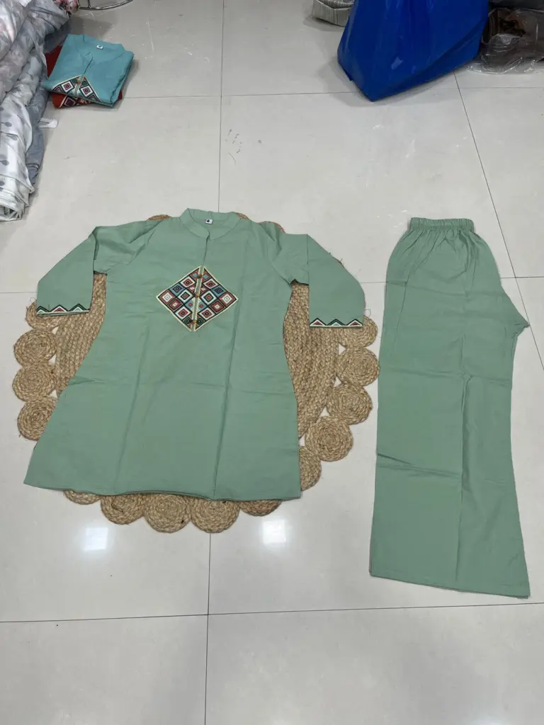 FVD Siqndar Variyali Dhabu Cotton Kurti Pant Set
