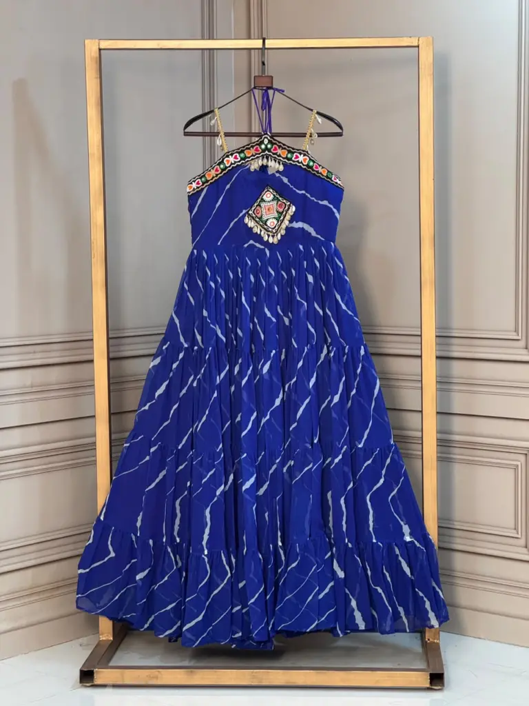 KA 1270 Laheriya Gown Design